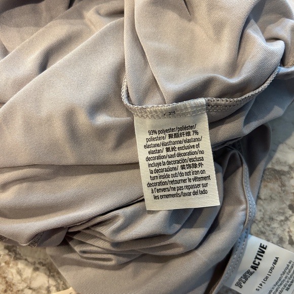 VS PINK Ombre Tank Top Gray Small NWT - Picture 10 of 10